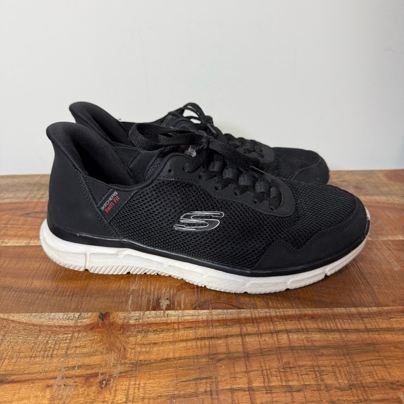 Skechers Swift Fit Men's Black Athletic Shoes, Size 8 - Picture 1 of 6